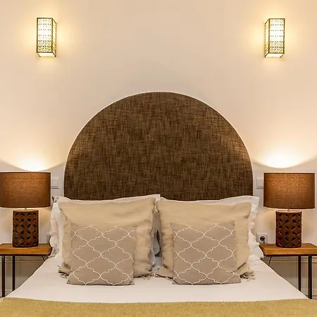 Youropo - Stories Apartment